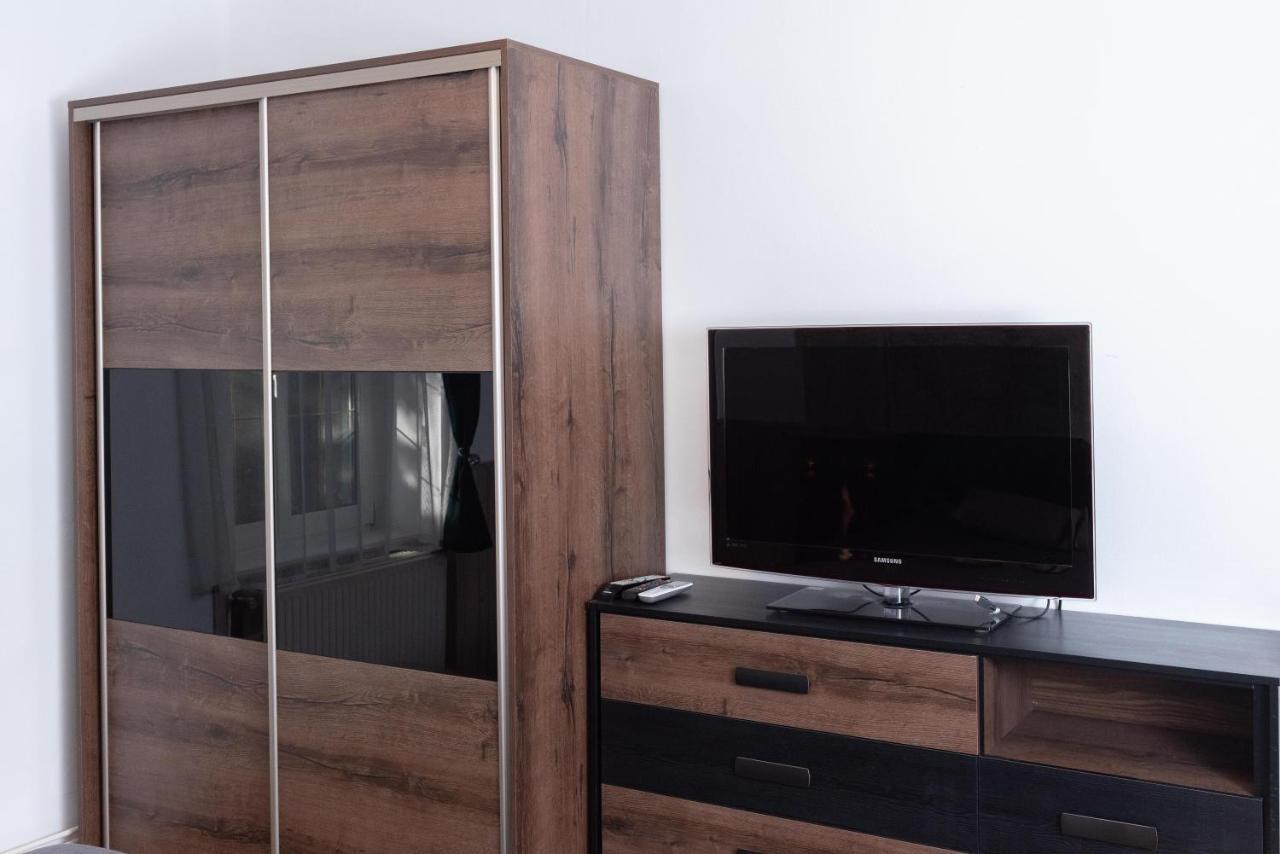 Park Apartman Heviz Luaran gambar